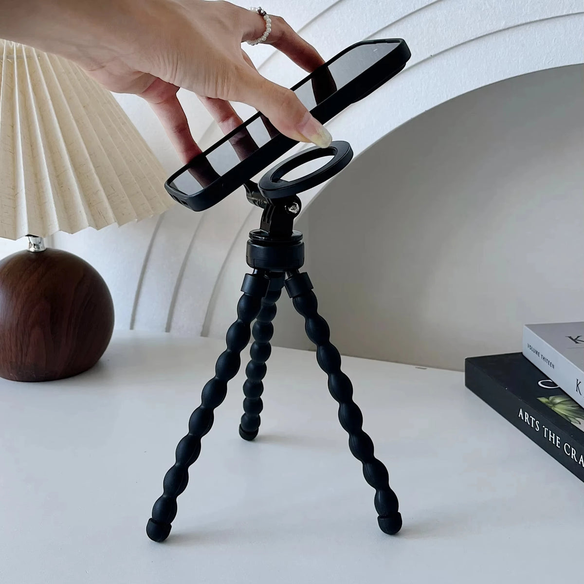 Octopus Mini Tripod Stand